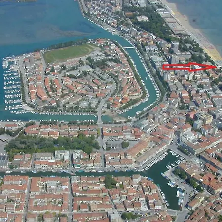 Perco Riva Slataper 公寓